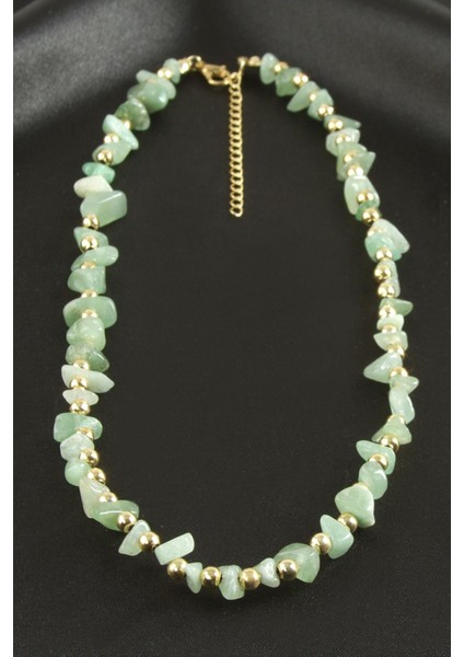 Yeşim Kırık Doğaltaş Kolye