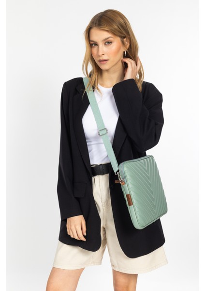 Macbook Air Pro 13.3 " & 14 " Inç Laptop Kılıfı Bej indirimleri