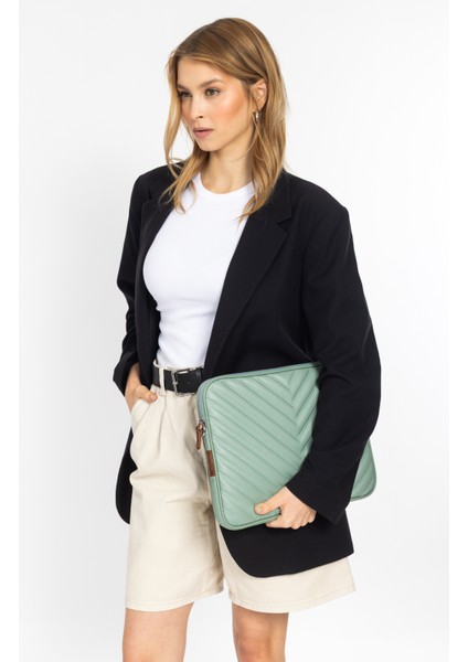 Macbook Air Pro 13.3 " & 14 " Inç Laptop Kılıfı Bej