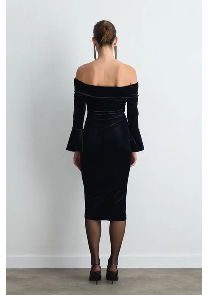 Straplez Kadife Midi Elbise - Siyah fırsatları