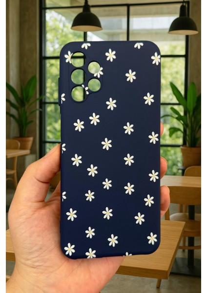 Samsung Galaxy A13 Uyumlu Mini Papatya Desenli Silikon Darbe Emici Klasik Korumalı Rubber Kılıf fiyatları