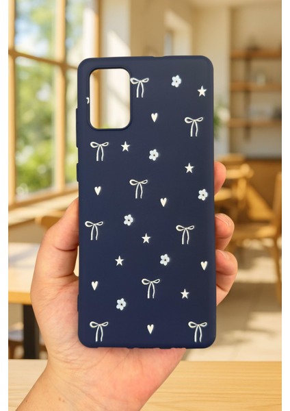 Samsung Galaxy A51 Uyumlu Mini Fiyonk Desenli Silikon Darbe Emici Klasik Korumalı Rubber Kılıf fiyatları