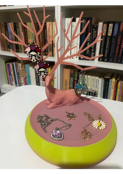 Modern Geyik Figürlü Takı Kutusu – Dekoratif ve Kullanışlı Organizer