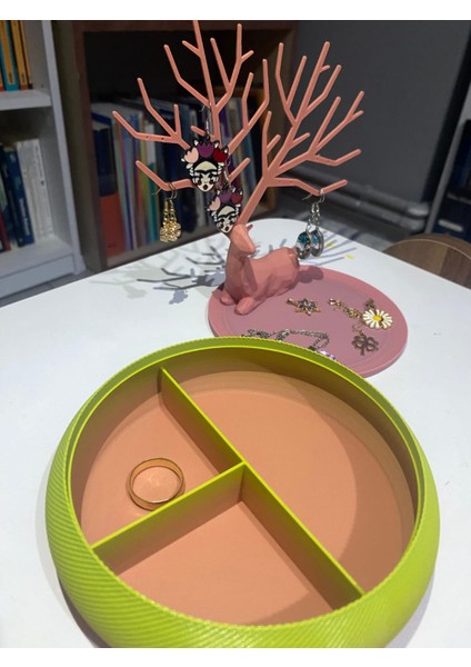 Modern Geyik Figürlü Takı Kutusu – Dekoratif ve Kullanışlı Organizer fiyatları