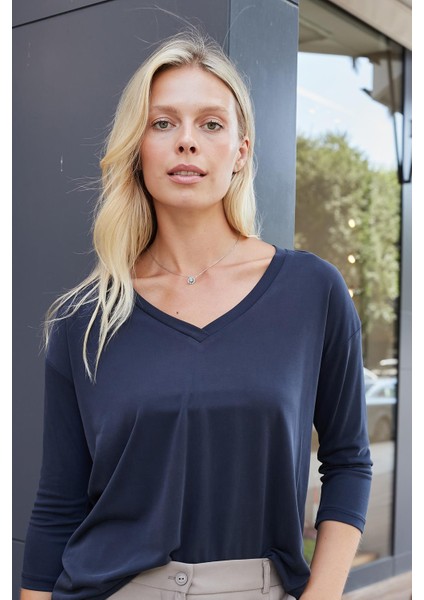 Kadın Kaliteli Modal Esnek Kumaş V Yaka Düşük Omuzlu Kapri Truvakar Kol Hafif Salaş Bluz-Lacivert