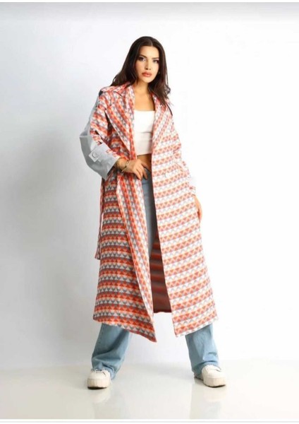 Kadın Oversize Trençkot Desenli, Şık ve Modern