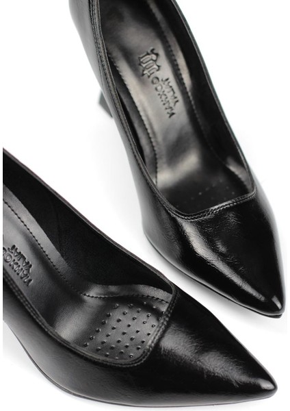 Odette Esnek Yumuşak Kaymaz Taban (10 Cm) Siyah Rugan Kadın Topuklu Ayakkabı fırsatları