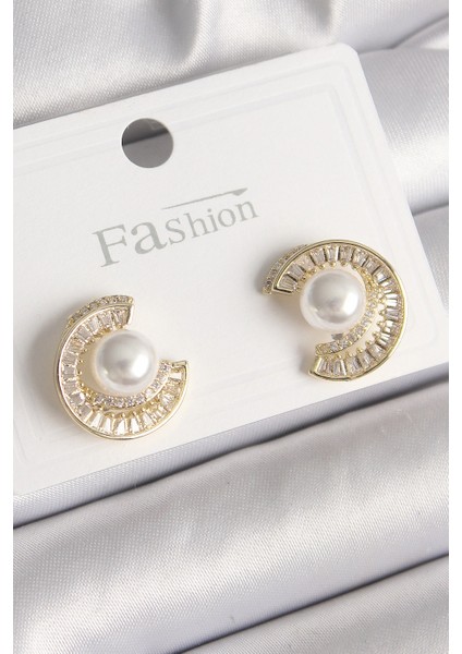 Pirinç Gold Renk Zirkon Taşlı Salyangoz Model İnci Detay Kadın Küpe - TJ-BKP9786