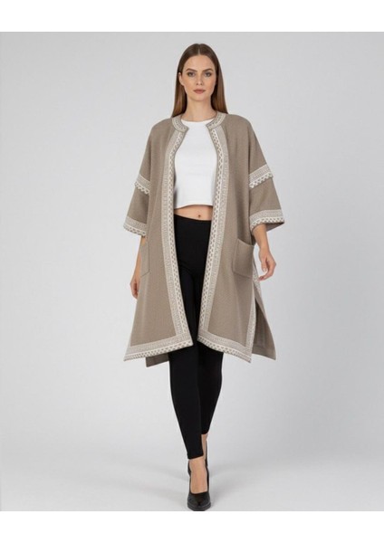 Kadın Bej Beyaz Desenli Salaş Kesim Cepli Triko Panço - 2531 fiyatları