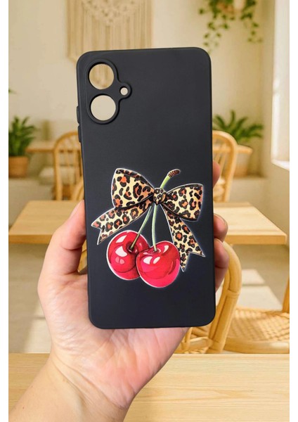 Samsung Galaxy A07 Uyumlu Kirazlı Leopar Fiyonk Desenli Silikon Darbe Emici Rubber Kılıf fiyatları