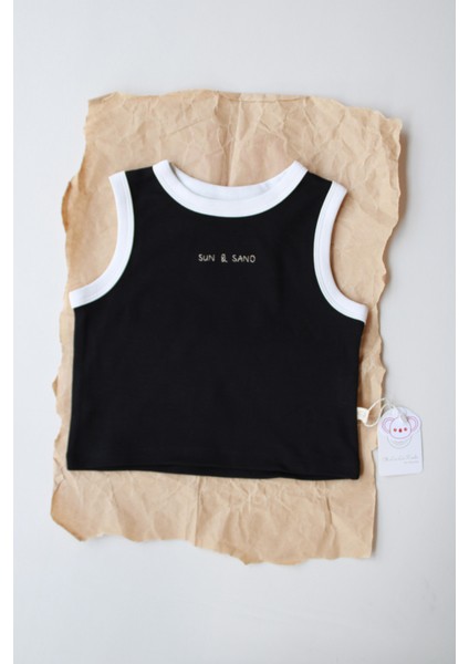 Siyah Nakışlı Biyeli Atlet