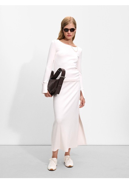 Uzun Kollu T-Shirt indirimleri