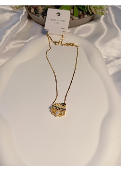 Incili Deniz Kabuğu Figürlü Çelik Kolye fiyatları