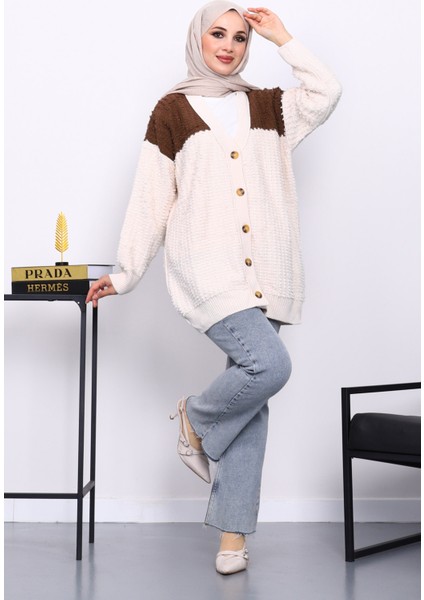 Krem V Yaka Düğmeli Triko Hırka fiyatları