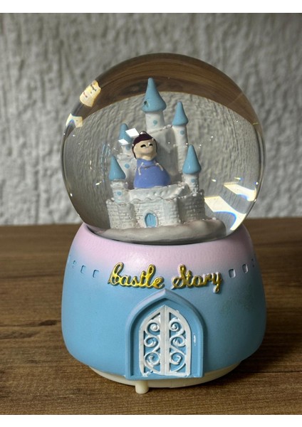 Prenses ve Kalesi Temalı Işıklı Müzikli Kar Püskürtmeli Orta Boy Pilli Kar Küresi