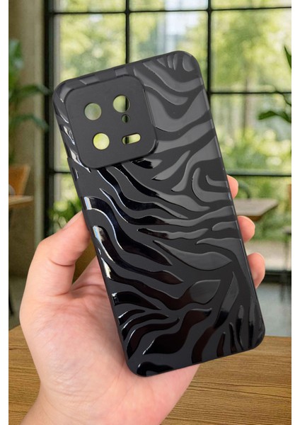 Xiaomi Mi 13 Uyumlu Zebra Desenli Silikon Darbe Emici Klasik Korumalı Rubber Kılıf