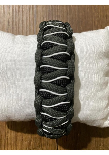 Haki Siyah Beyaz Paracord Bileklik modelleri
