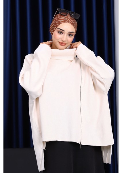 Ekru Balıkçı Yaka Fermuarlı Triko Kazak