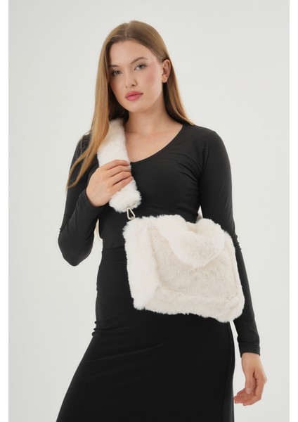Soft Fluffy Bag / Cream Uzun Saplı Peluş Çanta / Cross Body En : 24 Boy : 18