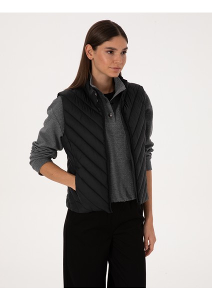 Kadın Siyah Yelek 50314047-VR046 modelleri