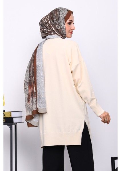Krem Bisiklet Yaka Soğuk İplik Triko Tunik fırsatları