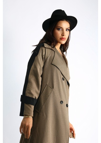 Şık Taş Rengi Düğmeli Trençkot – Rahat ve Modern Kesim fırsatları