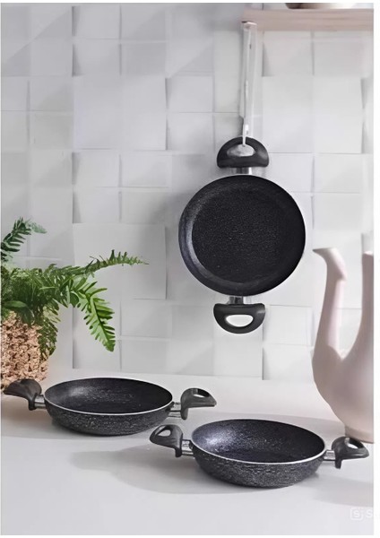 24 cm Yanmaz Yapışmaz Granit Sahan Tava – Çift Kulplu Siyah fırsatları