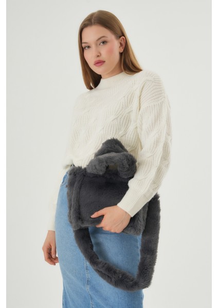 Soft Fluffy Bag / Grey Uzun Saplı Peluş Çanta / Cross Body En : 24 Boy : 18 fiyatları
