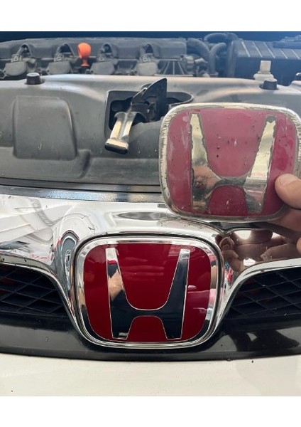 Honda Civic Fd6 2007-2011 Arası Ön Panjur Logo Arma (12,5 x 10 Cm) Ithal Ürün Mika Cam fiyatları