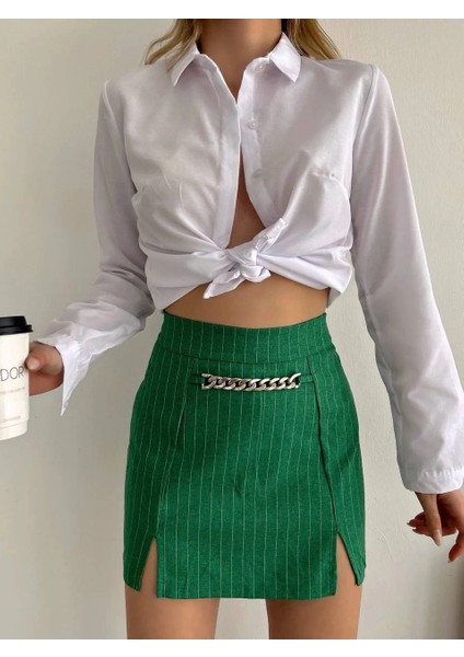 Zincir Detaylı Çizgili Şort Etek