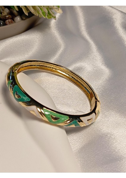 Yeşil ve Beyaz Porselen Mineli Bilezik modelleri