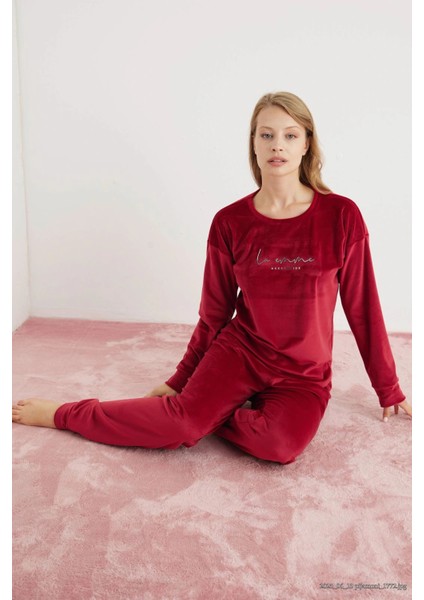 Kadın Yumuşak Kadife Bordo Pijama Takımı fiyatları