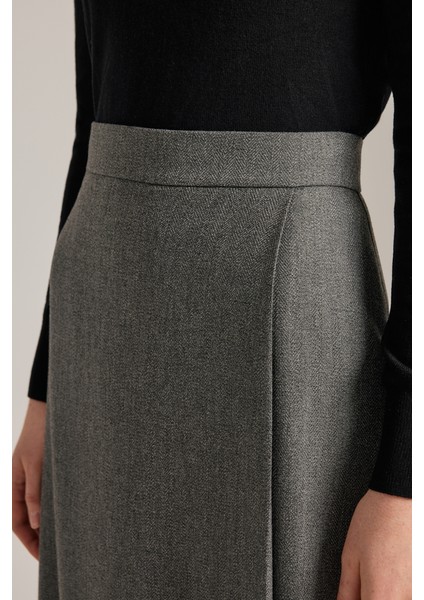 Önü Katlama Pili Detaylı Etek fırsatları