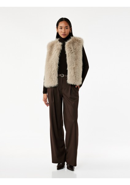 Düğmeli Bisiklet Yaka Kolsuz Suni Kürk Crop Yelek fiyatları