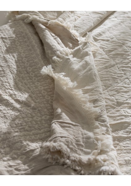 Brice Çift Kişilik %100 Pamuk Yatak Örtüsü - Bej