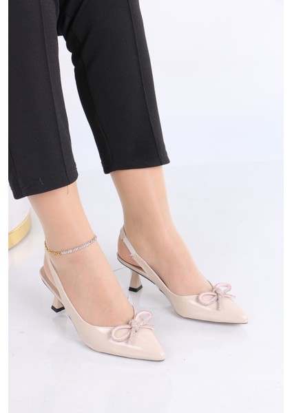Sivri Burun Bej Rugan Topuklu Ayakkabı – Işıltılı Kurdele Detaylı modelleri