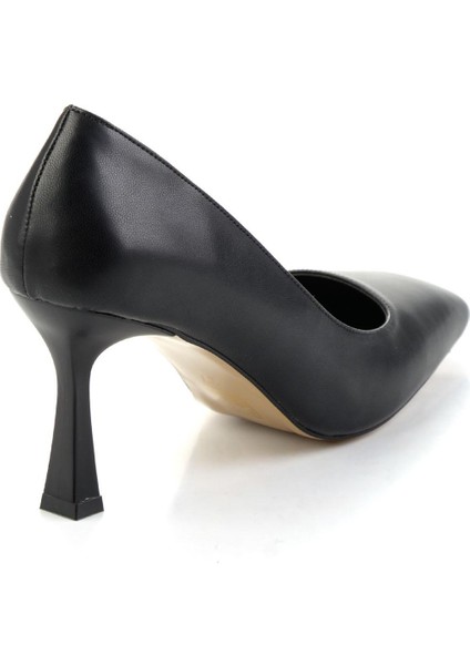 Siyah Kadın Klasik Topuklu Ayakkabı K01565016809 modelleri