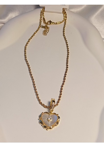 14 K Kaplama Burgu Zincirli Işlemeli Kalp Detaylı Çelik Kolye