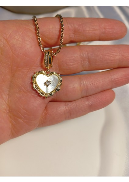 14 K Kaplama Burgu Zincirli Işlemeli Kalp Detaylı Çelik Kolye modelleri