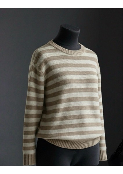 Çizgili Triko Kazak