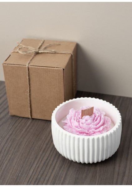 Premium El Yapımı Soya Mumu – Seramik Kasede Pembe Çiçek Tasarımlı, Hediye Mum indirimleri