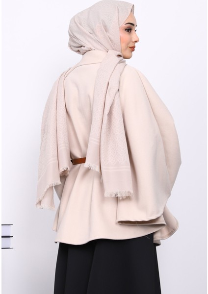 Krem Kemerli Kaşe Panço fırsatları