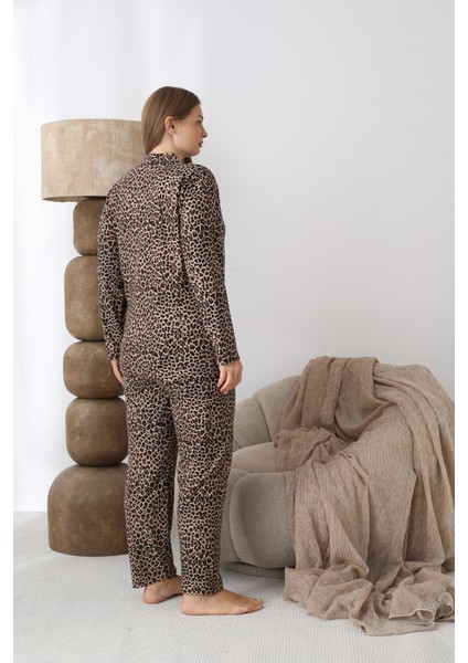 Boydan Düğmeli Süet Kumaş Büyük Beden Kadın Pijama Takımı 2170 fırsatları