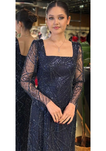 Gece Mavisi Kare Yaka Uzun Kollu Kloş Etekli Pullu Boncuklu Uzun Abiye Elbise 11047-11 modelleri