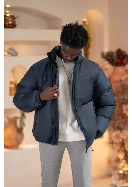 Oversize (Bol Kesim) Dik Yaka Fermuar Kapamalı Şişme Mont