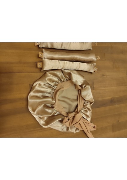 Saten dörtlü ,çıtçıtlı ,saç şekillendiren bigudi seti