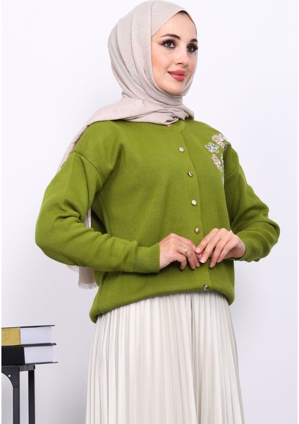 Yağ Yeşili Nakışlı Düğmeli Triko Hırka modelleri