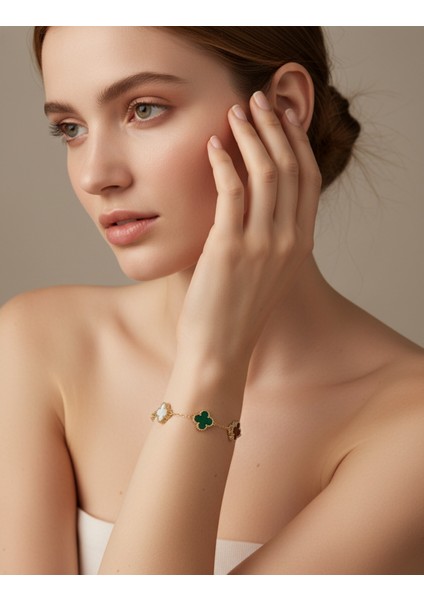 Beşli Çok Renkli Dört Yapraklı Şans Yoncası Çelik Kadın Bileklik – Altın Kaplama, Çift Yönlü Tasarım