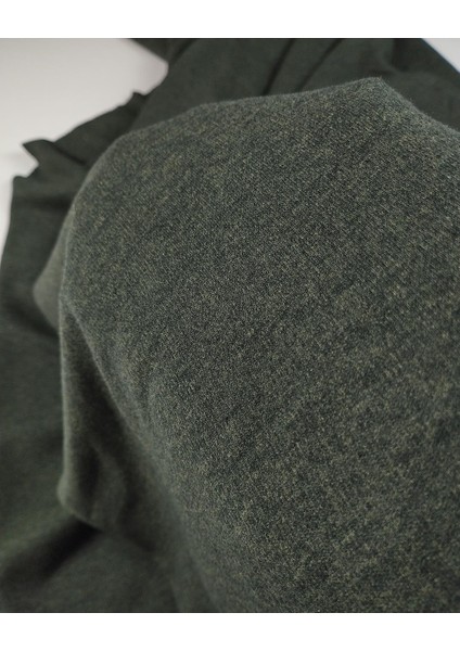 Koyu Yeşil Renkte Triko Örme Kumaş (En 160 cm x Boy 275 Cm) fırsatları