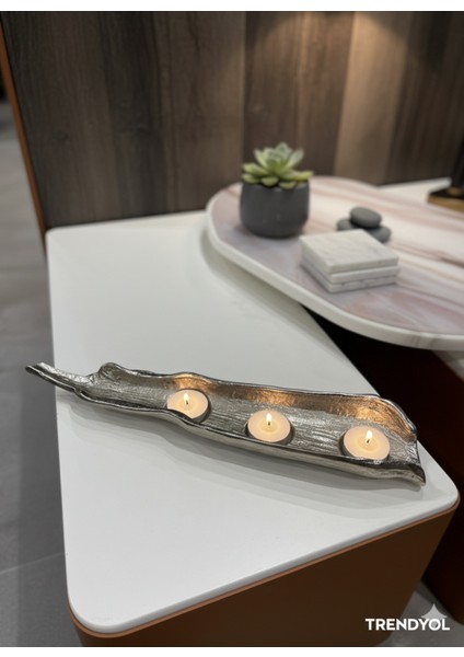 Yaprak Formunda Dekoratif Mumluk – Gümüş Rengi